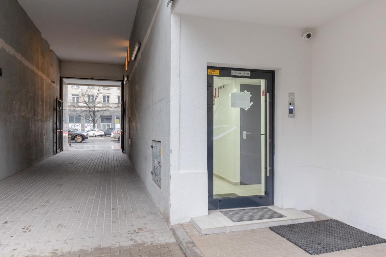 Spacious Apartment With Panoramic View Of Warsaw By Noclegi Renters Varsóvia Exterior foto